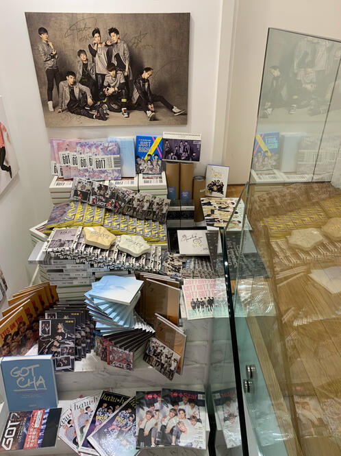 Escucha a GOT7 aquí